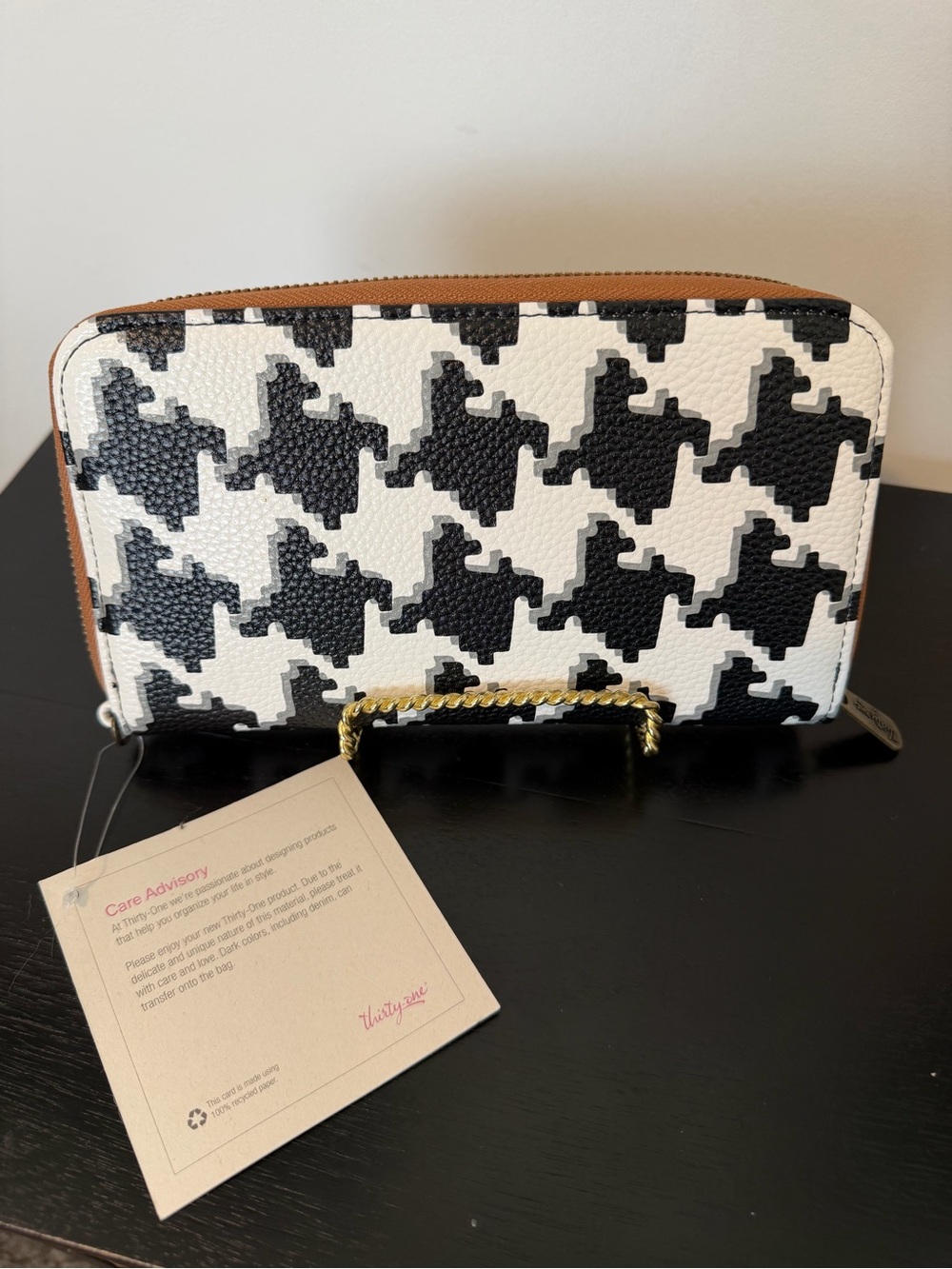 Thirty One All About the Benjamins Classic Houndstooth Pebble Wallet NWT